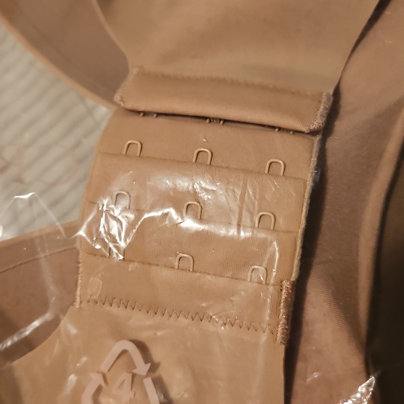 💗NWT Victorias Secrect Push-Up Wireless Comfort Bra MDD Praline - Picture 6 of 15